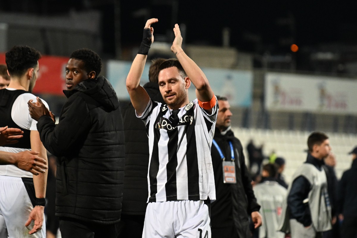 Ο Αντρίγια έκανε αρχηγική ομιλία στα αποδυτήρια του ΠΑΟΚ