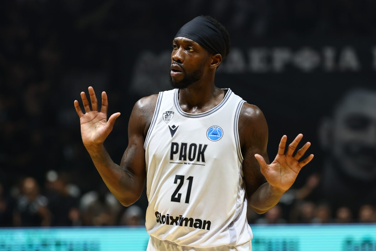 Ο Μπούτσκος άφησε έξω τον Μπέβερλι