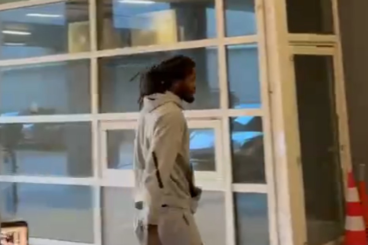 Νωρίτερα στο «T-Center» οι Λεσόρ και Φαρίντ – Το βίντεο του Sportal