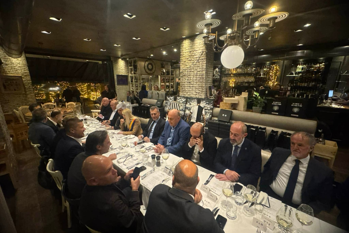 Δεξίωση της ΕΠΟ ενόψει τελικού – Παρών ο Γιάννης Βρούτσης και οι αποστολές ΠΑΟΚ – ΟΦΗ