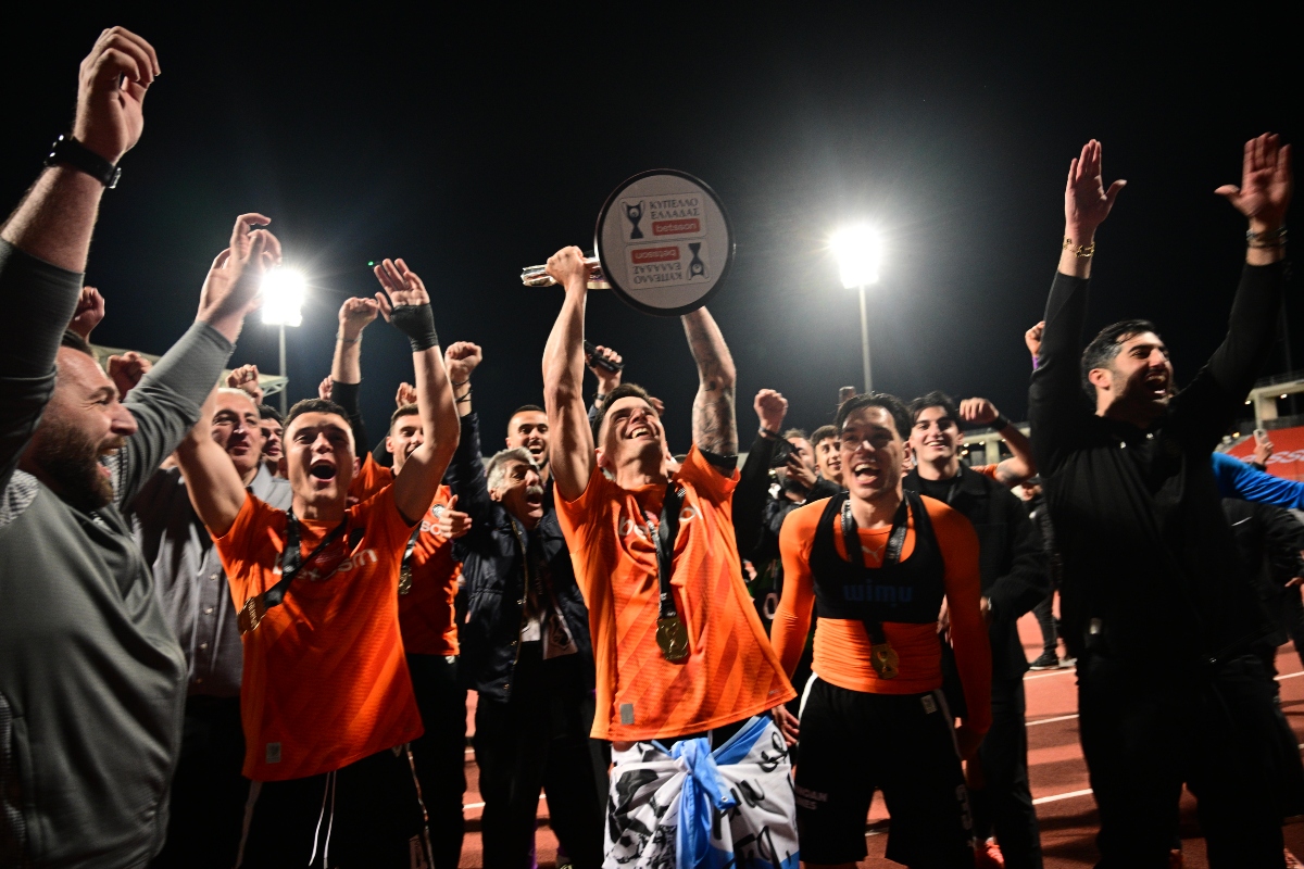 Το είπε και το έκανε ο Νέιρα μίλησε για πρώτη φορά Ελληνικά μετά την κατάκτηση του Κυπέλλου – Το μήνυμα παραμονής του