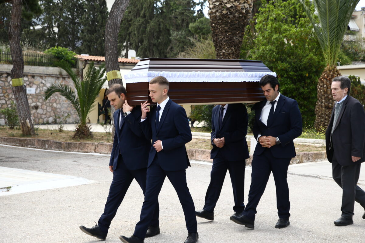 Το τελευταίο «αντίο» στον Στάθη Γαβάκη (pics)