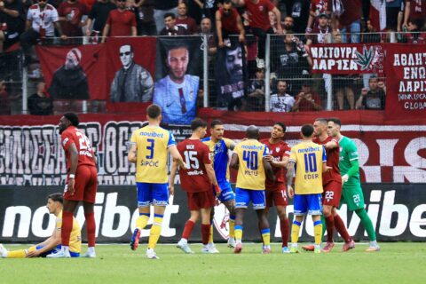 Ένταση στο ΑΕΛ Novibet – Αστέρας AKTOR μεταξύ των παικτών