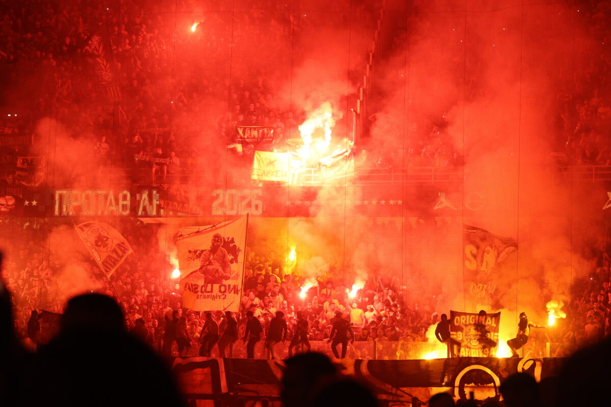 Το φοβερό Pyro Show στην «Allwyn Arena» στη φιέστα της ΑΕΚ