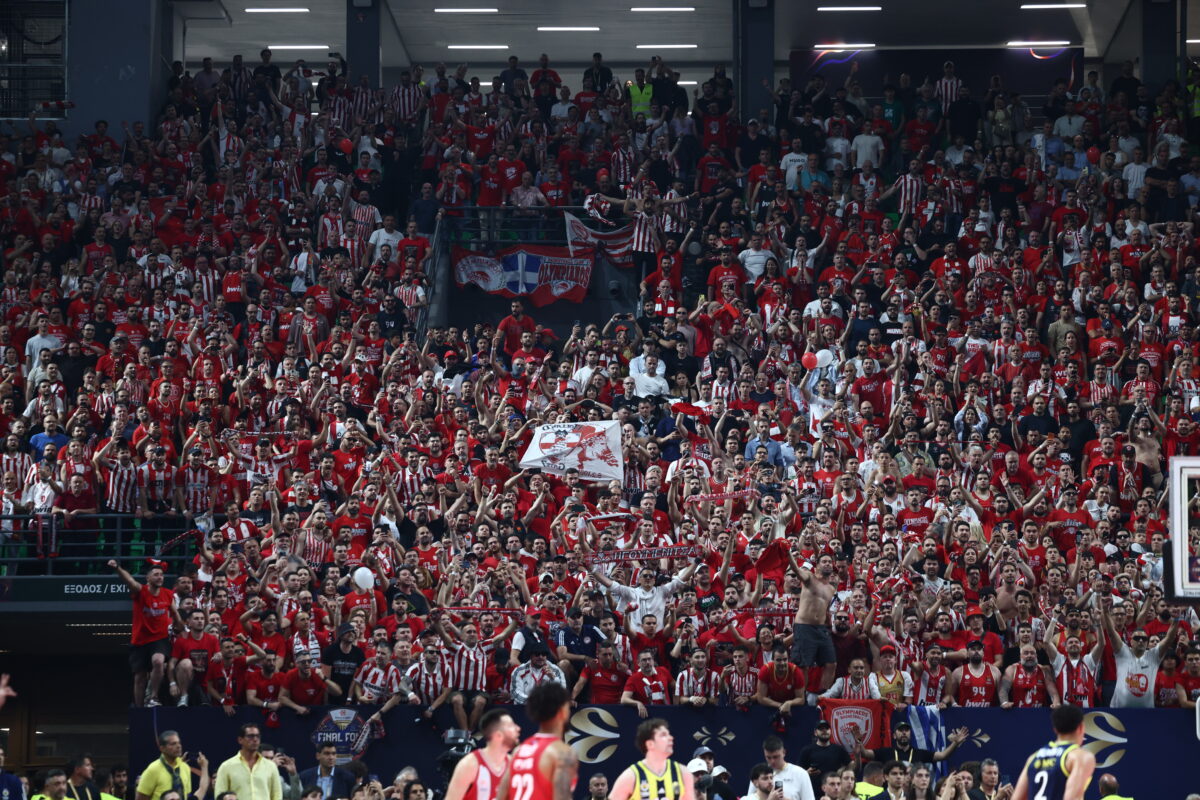 Το μπάχαλο με τα εισιτήρια, τα… 20 διαφορετικά μέιλ της Euroleague και οι 14.000 Ολυμπιακοί στο T-Center (vid)