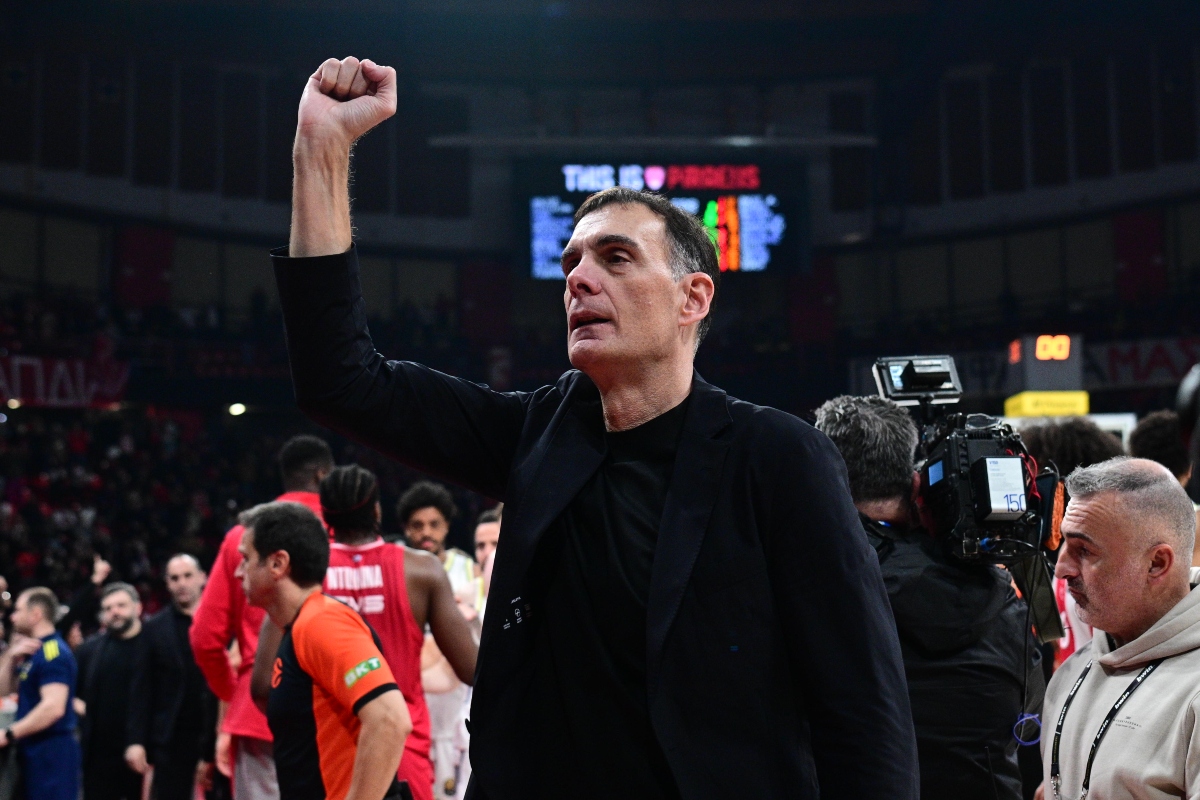 Τα τρόπαια του Γιώργου Μπαρτζώκα με τον Ολυμπιακό