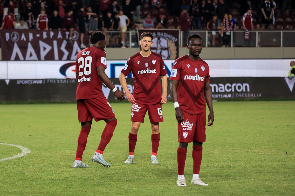 Αναδιάρθρωση της Super League με 16 ομάδες ζητά η ΑΕΛ Novibet – Σε ποιους απευθύνεται το αίτημα