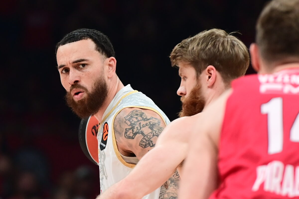 Η τιμωρία της Euroleague στον Μάικ Τζέιμς – Τι ισχύει για το game 3 του Ολυμπιακού με τη Μονακό