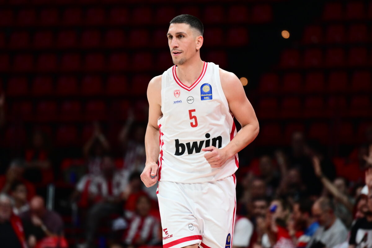 Λαρεντζάκης: «Δύσκολος αντίπαλος η Φενέρ – Είμαστε έτοιμοι 100%»