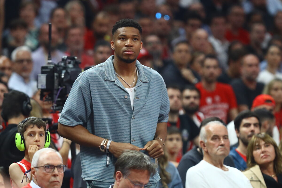 Ο Αντετοκούνμπο άφησε ανοιχτή την πόρτα για Euroleague: «Ίσως μια μέρα συμβεί»