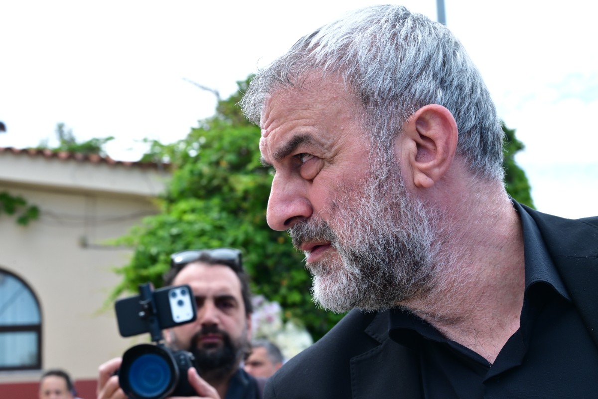 Το τελευταίο «αντίο» στη Γωγώ Μαστροκώστα (pics)