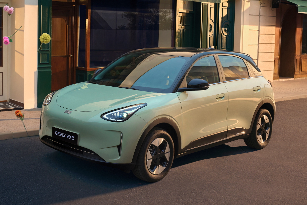 Geely E2: Έρχεται στην Ελλάδα το πρώτο σε πωλήσεις σουπερμίνι