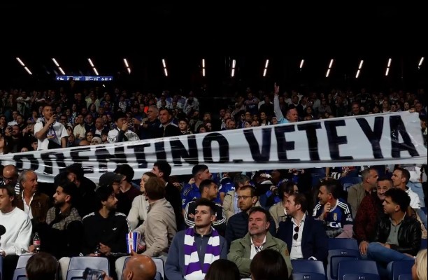 Πανό κατά του Φλορεντίνο Πέρεθ από τους οπαδούς της Ρεάλ (vid)