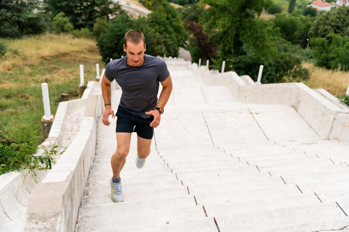 StaircaseWorkout: Χτίσε Αντοχή, Δύναμη και Εκρηκτικότητα