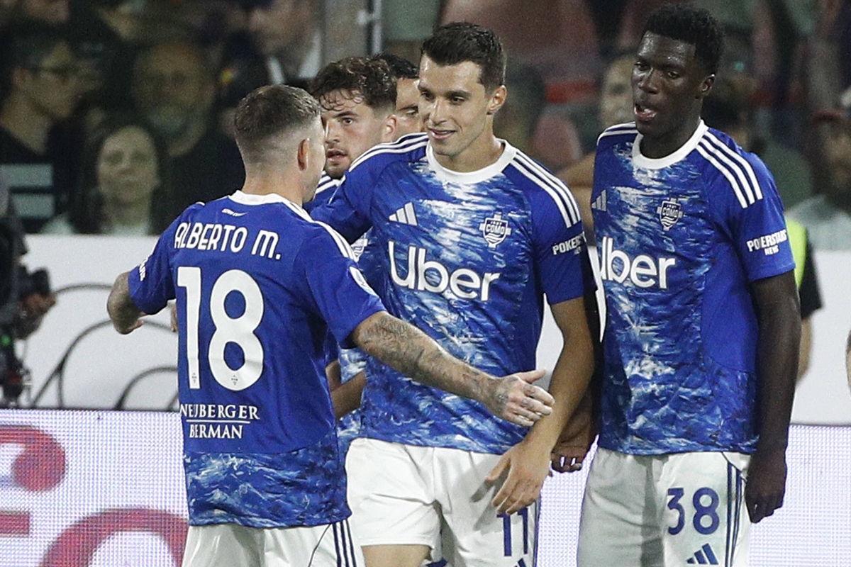 Χαμός στη Serie A: Η Κόμο του… killer Δουβίκα στο Champions League, «αυτοκτόνησε» η Μίλαν!