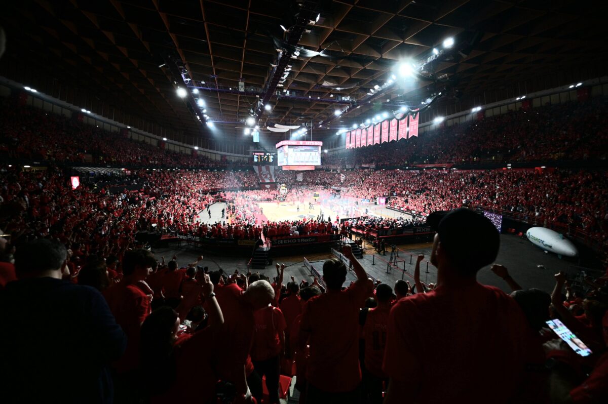 Φρενίτιδα στον κόσμο του Ολυμπιακού μετά τη EuroLeague – Προς sold out το 1ο ματς με ΑΕΚ
