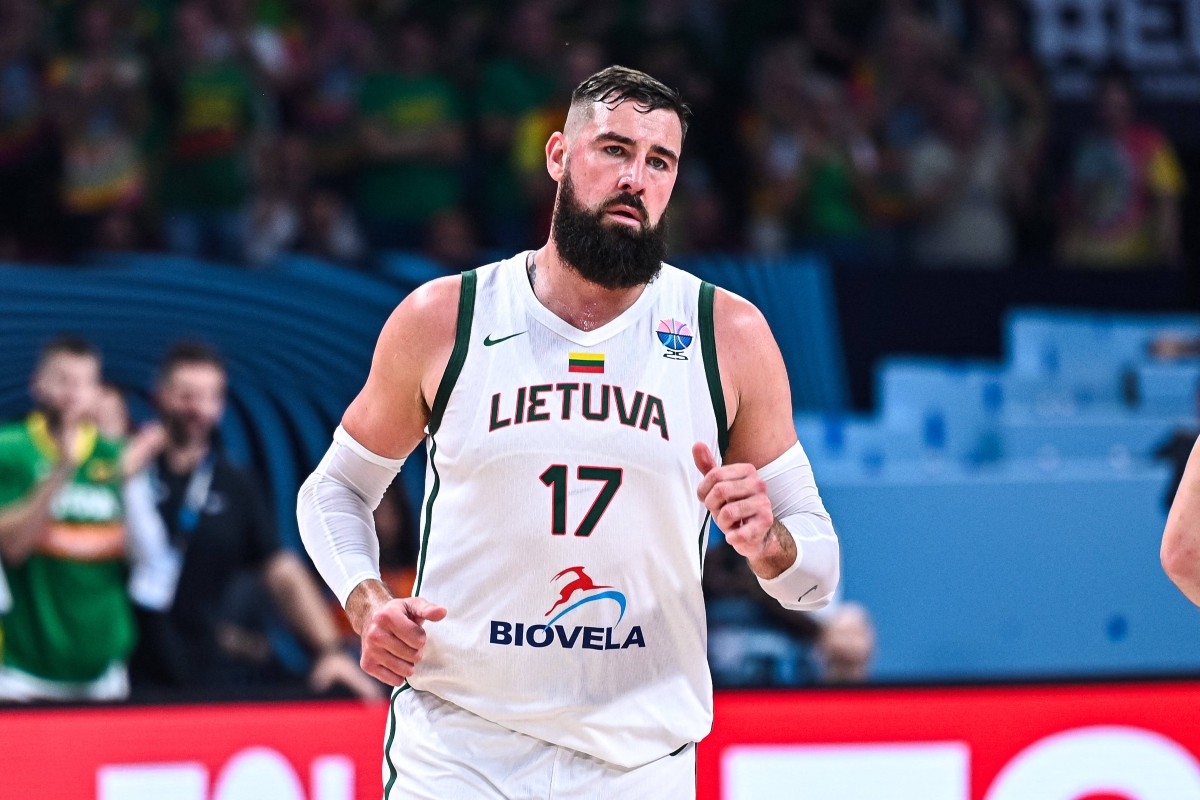 Ενδιαφέρον από ομάδες της EuroLeague για Βαλαντσιούνας – Τι απάντησε για το μέλλον του