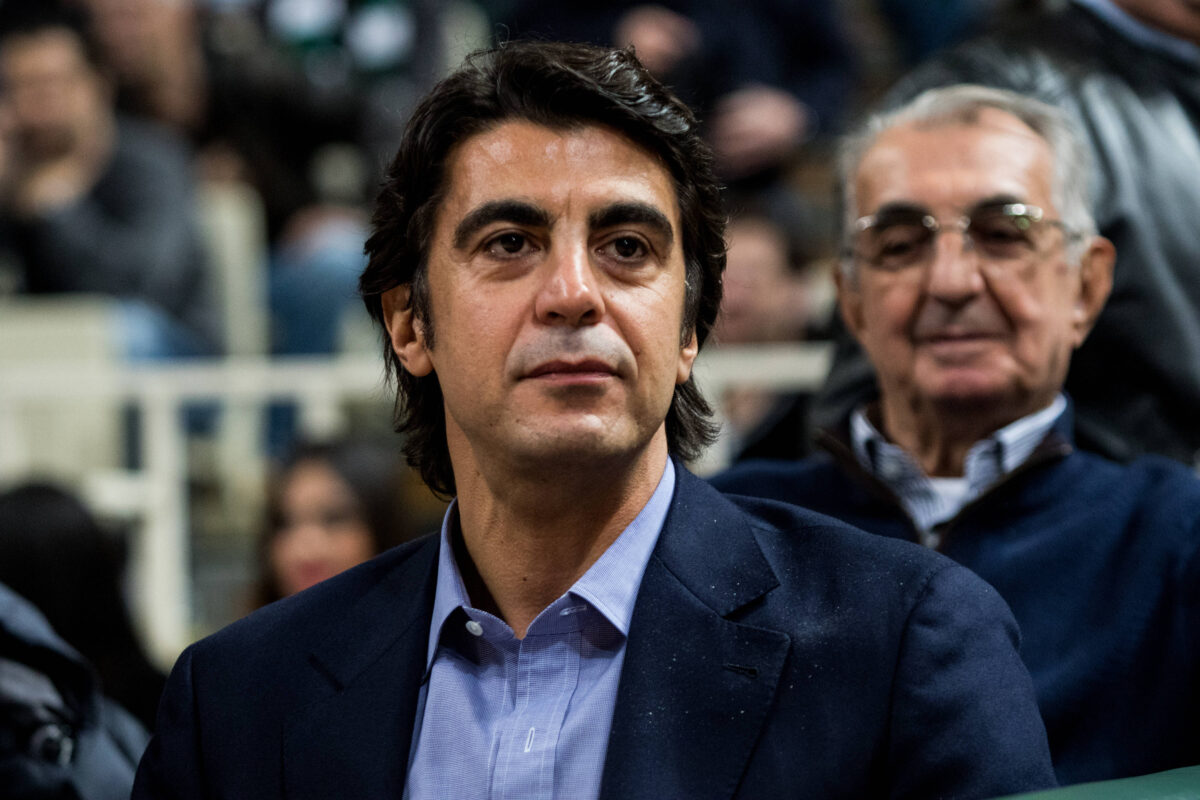 Απίθανες ατάκες Κουτλουάι για Γιαννακόπουλο: «Θα πάει γήπεδο με πλαστική και ελικόπτερο!»
