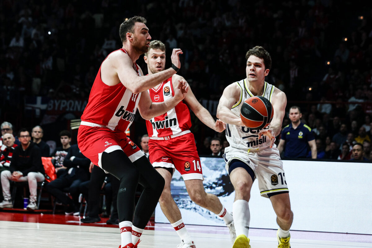Αυτοί σφυρίζουν τους δύο ημιτελικούς του Final Four