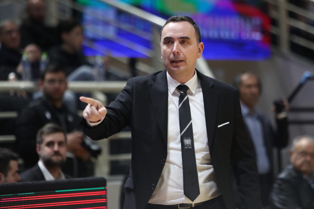 Μπούτσκος: «Αυτή η ομάδα έχει καρδιά!» (vid)