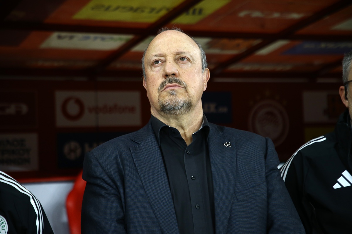 Παναθηναϊκός: Δοκίμασε και σκέφτεται την τετράδα στην άμυνα ο Μπενίτεθ