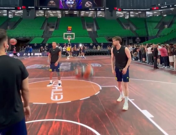 Τα πλάνα του Sportal από την προπόνηση της Φενέρμπαχτσε από το T-Center (vid)