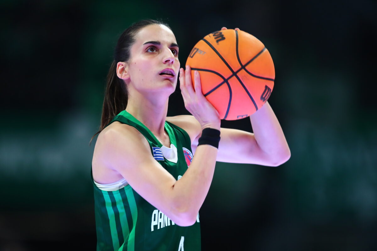 Η Σταμολάμπρου ανανέωσε με τον Παναθηναϊκό!