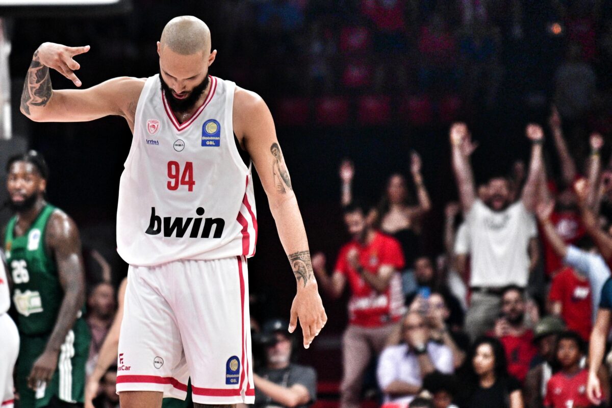 Εβάν Φουρνιέ MVP mode: ON