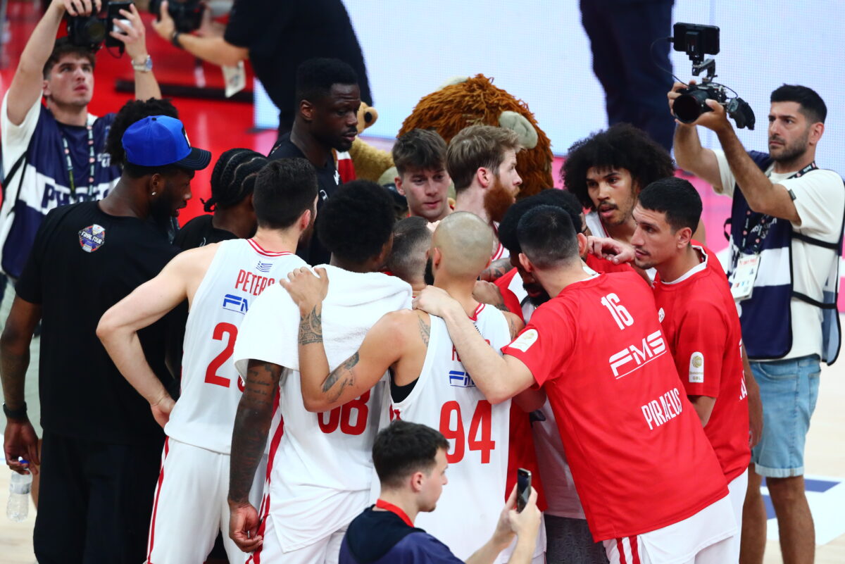 Η παρακάμερα του Ολυμπιακού από το game 3 κόντρα στον Παναθηναϊκό (vid)