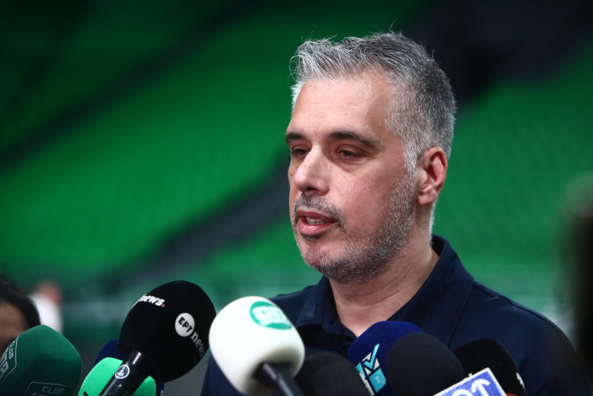 Κοντός: «Άμα θέλει ο Ομπράντοβιτς, θα κάνουμε τα πάντα για να φέρουμε τον Μπαντιό» – Ποιο είναι το buy-out του Σενεγαλέζου