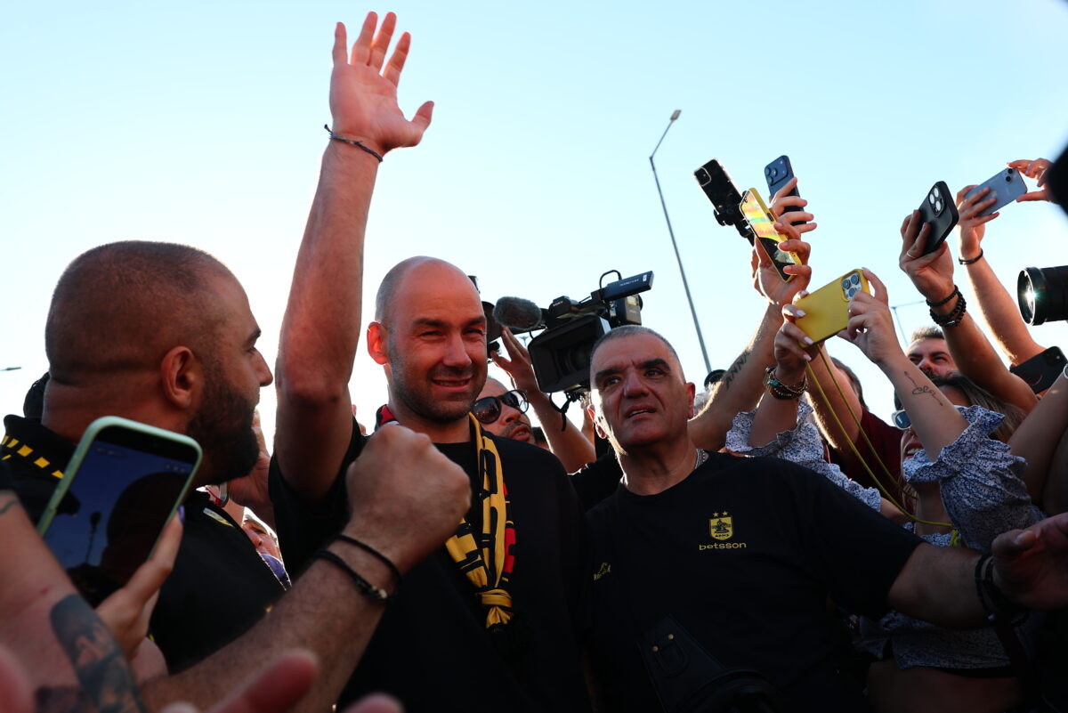 To επικό βίντεο του Άρη Betsson από την άφιξη του Βασίλη Σπανούλη