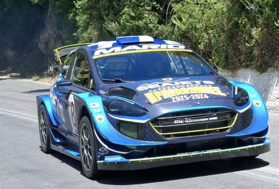 Ο Ηλιόπουλος «έντυσε» το αγωνιστικό του Ford Fiesta στα χρώματα της ΑΕΚ (pics)
