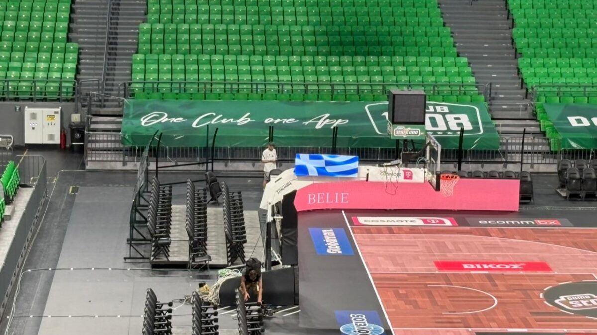 Με προστατευτικό plexi-glass ο πάγκος του Ολυμπιακού στο T-Center για το Game 2