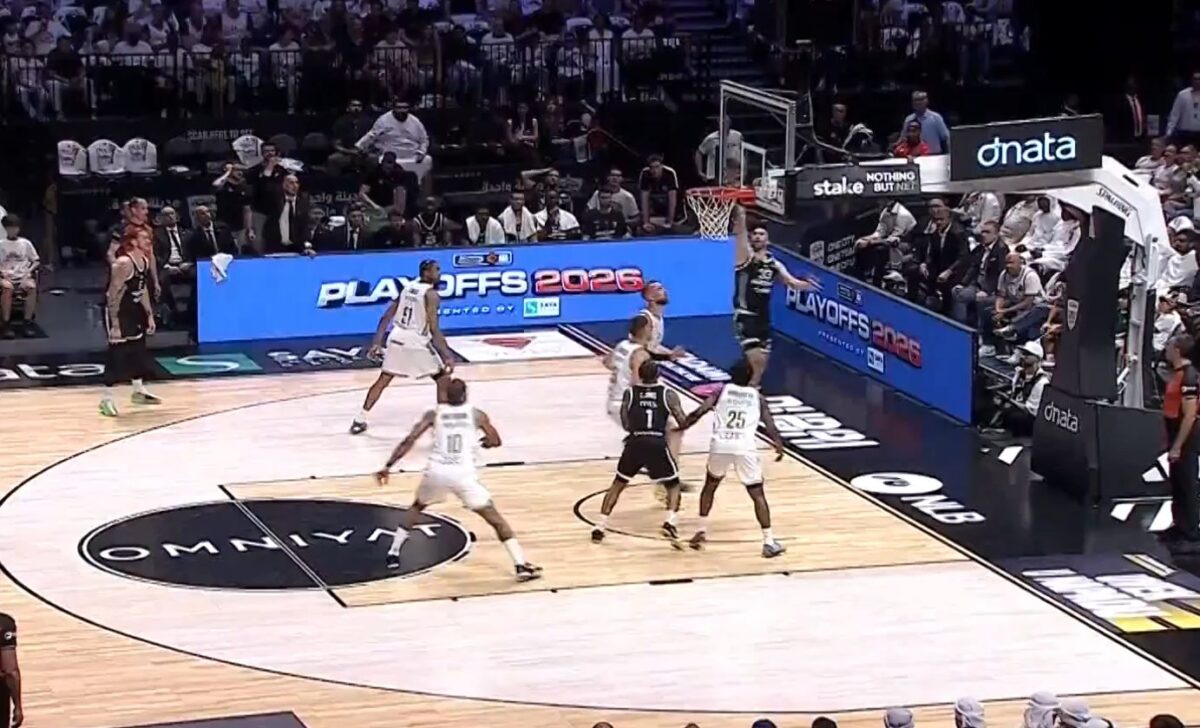 Ο Καλάθης πέτυχε απίθανο buzzer-beater πάνω από το ταμπλό (vid)