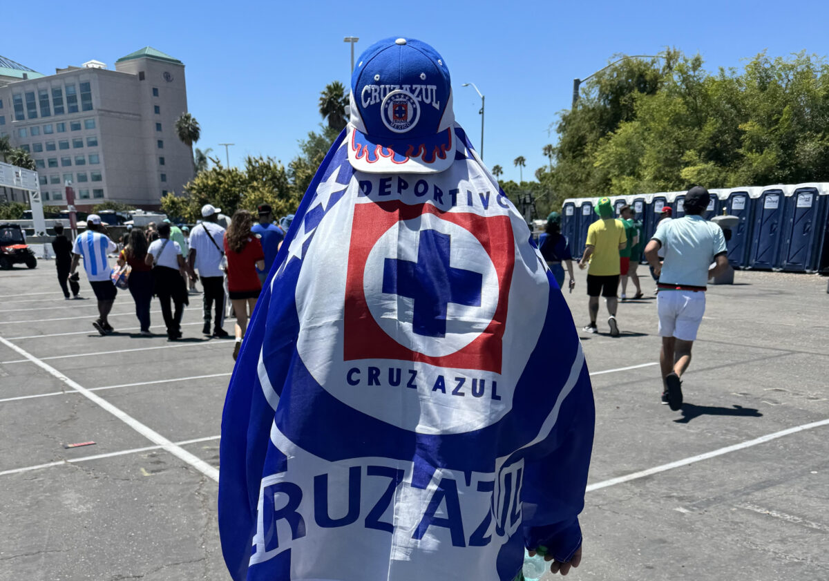 ΚΡΟΥΖ ΑΖΟΥΛ ΓΙΑΚΟΥΜΑΚΗΣ / SPORTAL