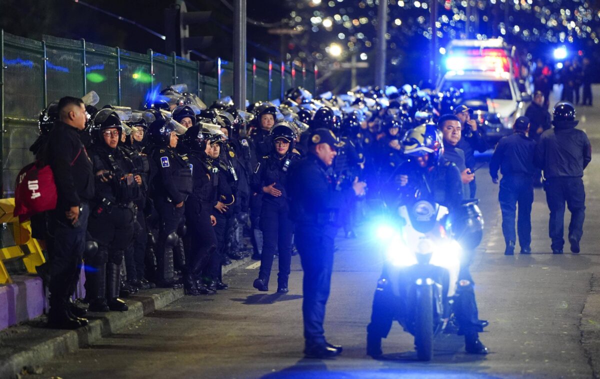 Σοκ στο Μεξικό πριν την πρεμιέρα του Μουντιάλ: Ενέδρα θανάτου από καρτέλ με πέντε νεκρούς αστυνομικούς