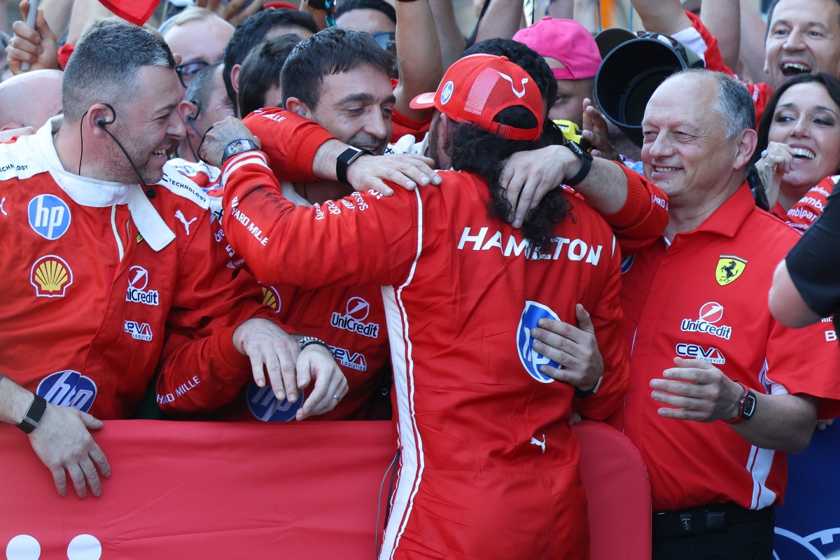 ©Imago/Λιούις Χάμιλτον και οι άνθρωποι της Ferrari