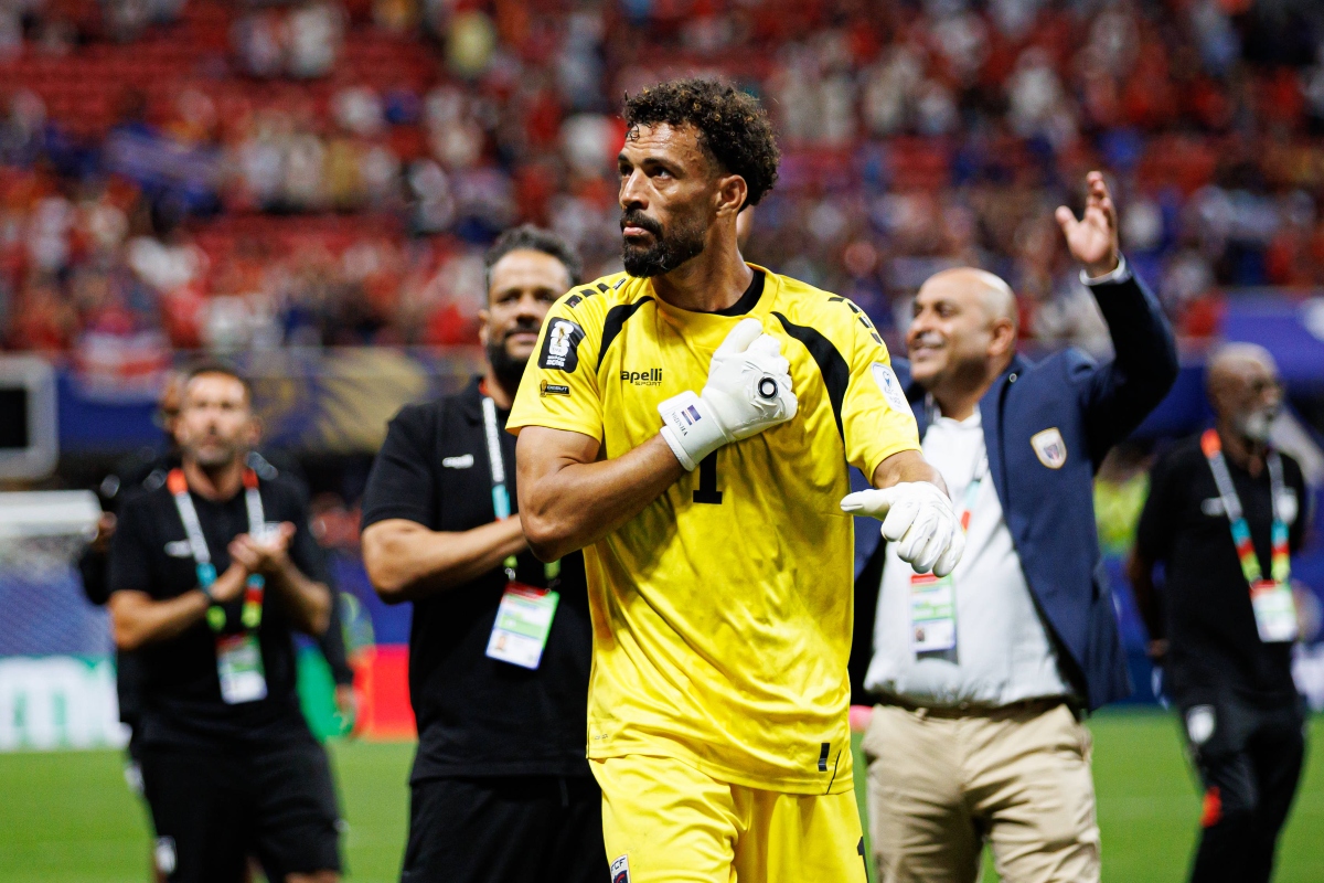 Ο Βοζίνια έχει πλέον σε ακόλουθους πέντε φορές τον πληθυσμό της χώρας του (pic)