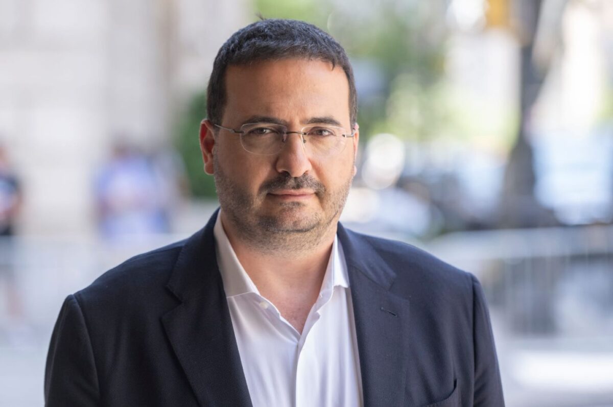 Ο Οφέρ Γιανάι σχολίασε το ξέσπασμα του Αταμάν στη συνέντευξη Τύπου