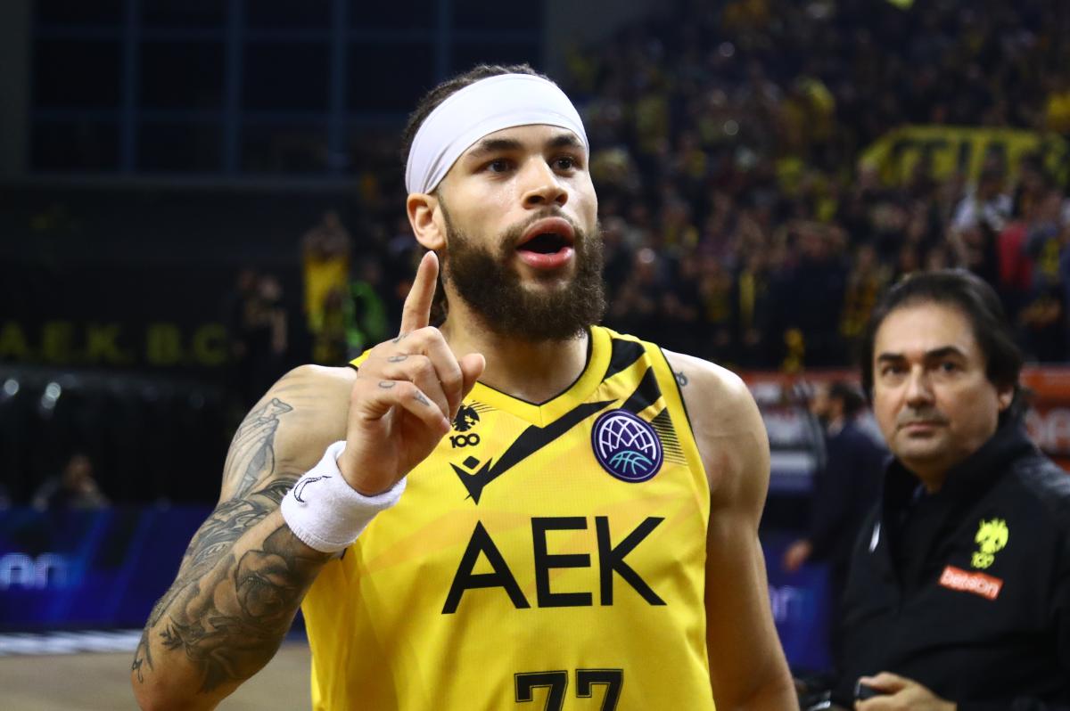 Η Βαρέζε του Καστρίτη υπέγραψε πρώην σκόρερ της ΑΕΚ και του Προμηθέα