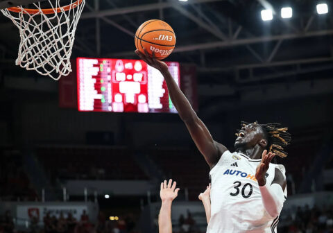 Ρεάλ Μαδρίτης: «Ισοφάρισε την πρόταση της Βαλένθια και παίρνει τον Έλι Εντιαγέ»