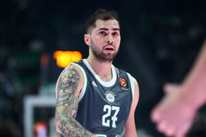 Βασίλης Τολιόπουλος