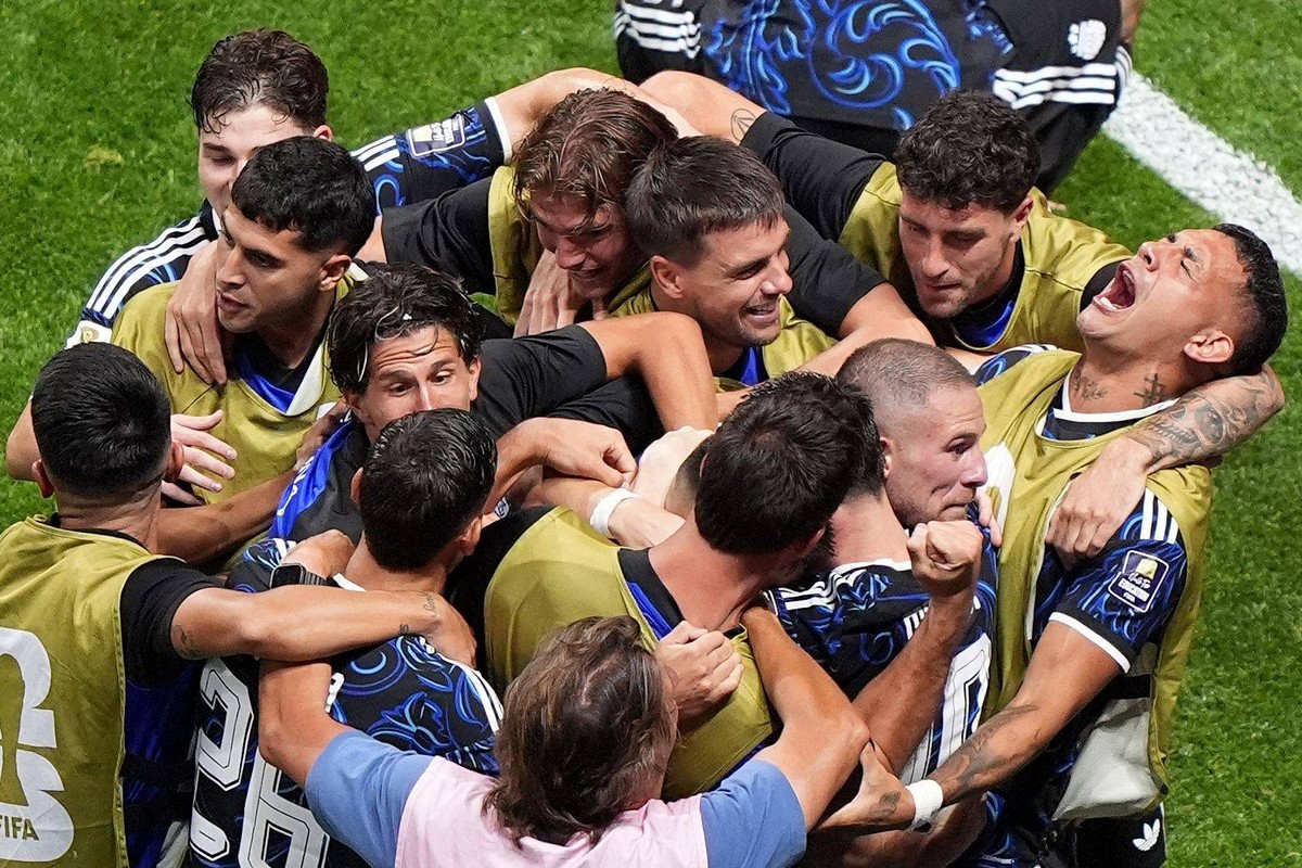 Τα highlights του ημιτελικού Αργεντινή – Αγγλία (2-1) που έσπασε καρδιές και έστειλε την αλμπισελέστε τελικό (vid)