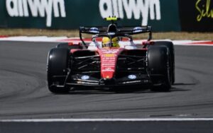 ©Ferrari/Λιούις Χάμιλτον