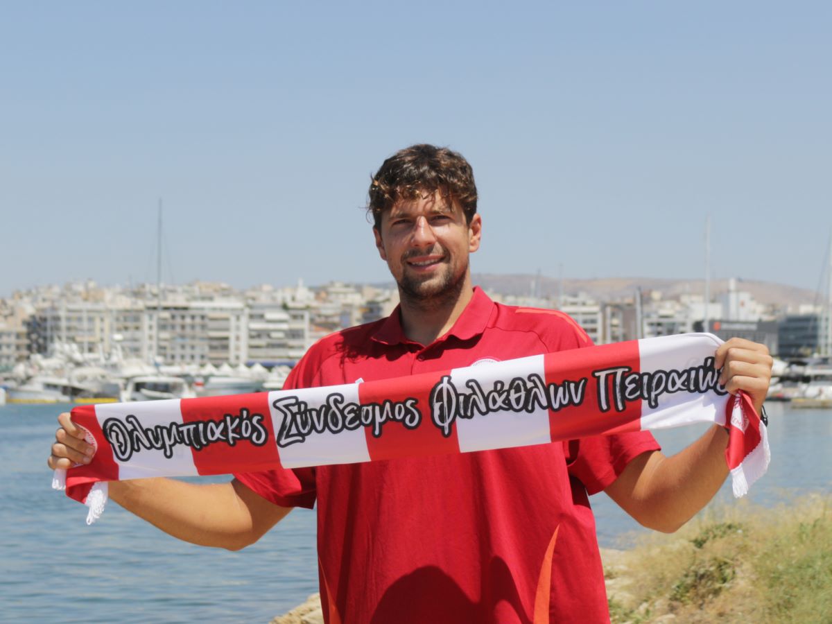 Παίκτης του Ολυμπιακού και επίσημα ο Αλαμάνος