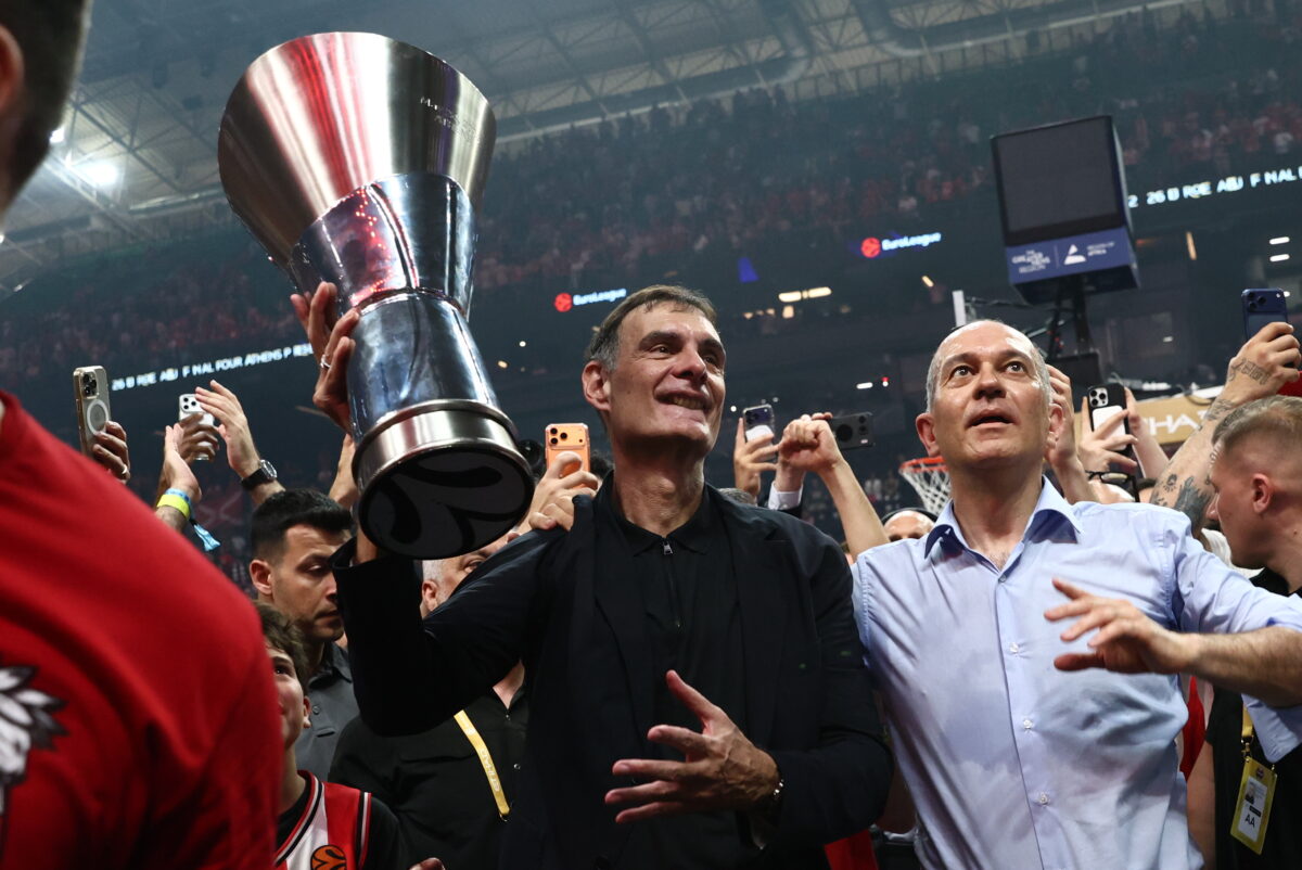 Το κάλεσμα Μπαρτζώκα στον κόσμο του Ολυμπιακού στην SUNEL Arena (vid)